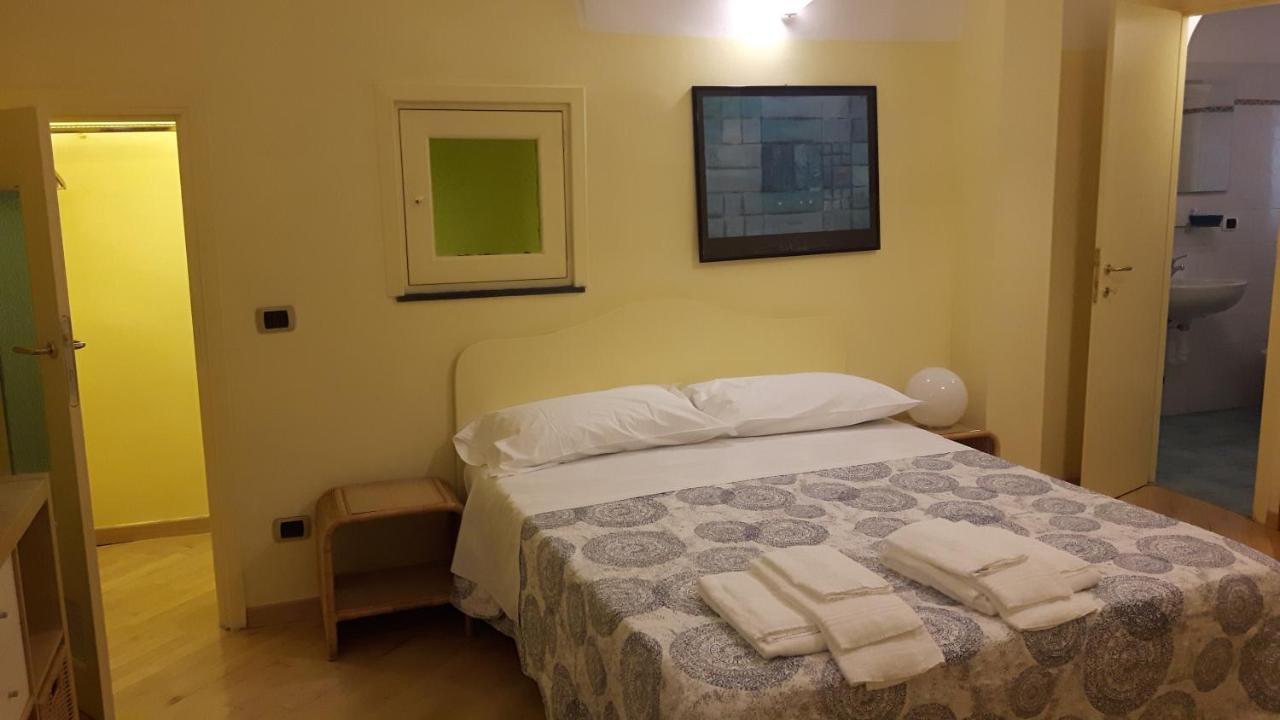 Maè Albenga Suites Bagian luar foto